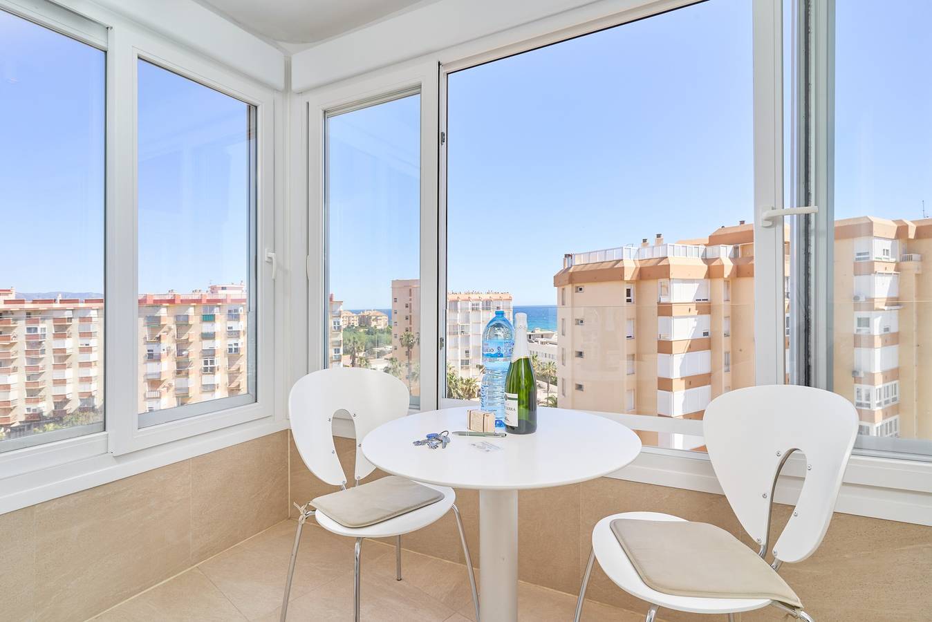 Ganze Wohnung, Appartement „Studio Carabela“ mit Meerblick, Wlan und Klimaanlage in Torrox Costa, Torrox