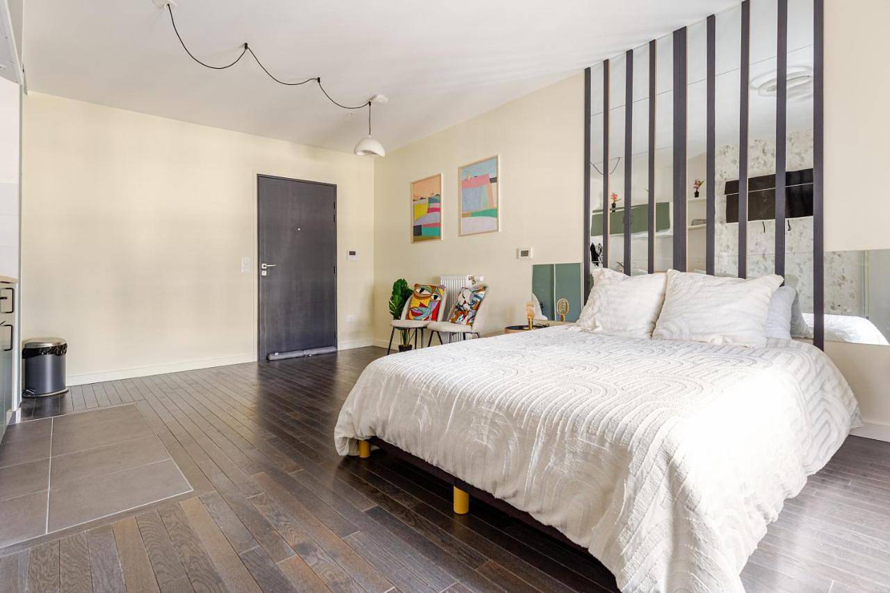 Appartement entier, Studio Luxe - Vue Tour Eiffel - Proche Paris & Versailles in Clamart, Hauts-de-Seine