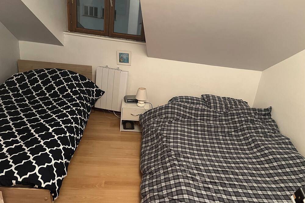 Appartement entier, Appartement T5 Pontarlier centre, 3 chambres avec cachet à 20 min Metabief & Lac in Pays de Pontarlier, Jura Francais