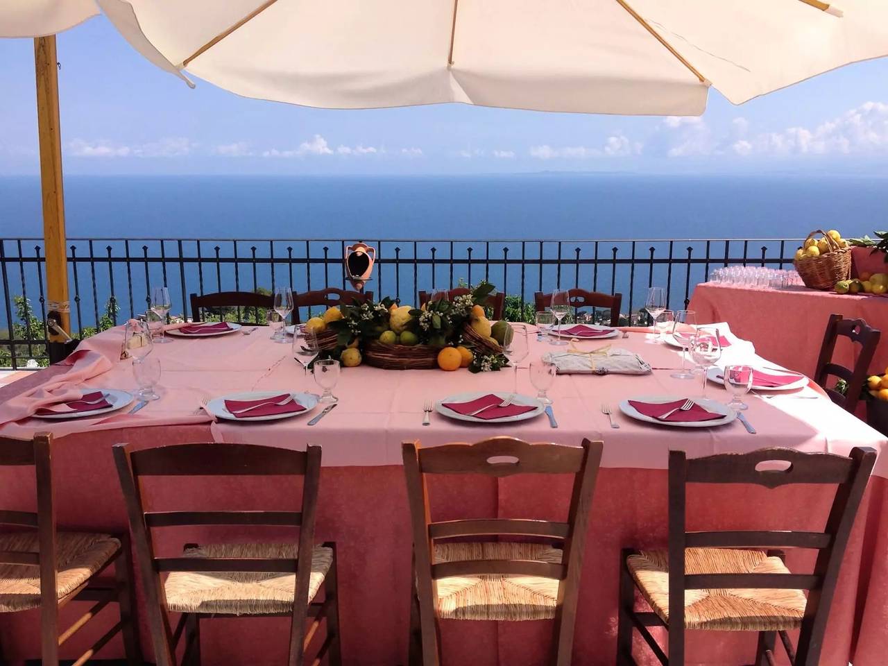 Entire apartment, 2 Pièces 4 Personnes in Gioiosa Marea, Messina Province