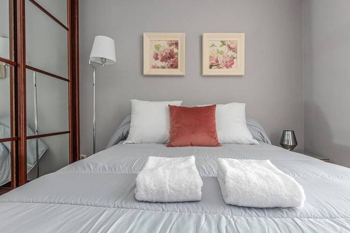 Appartement entier, Idéal apt 2 chambres / 4 px cosy et bonnes qualités in Distrito Centro (Córdoba), Cordoba