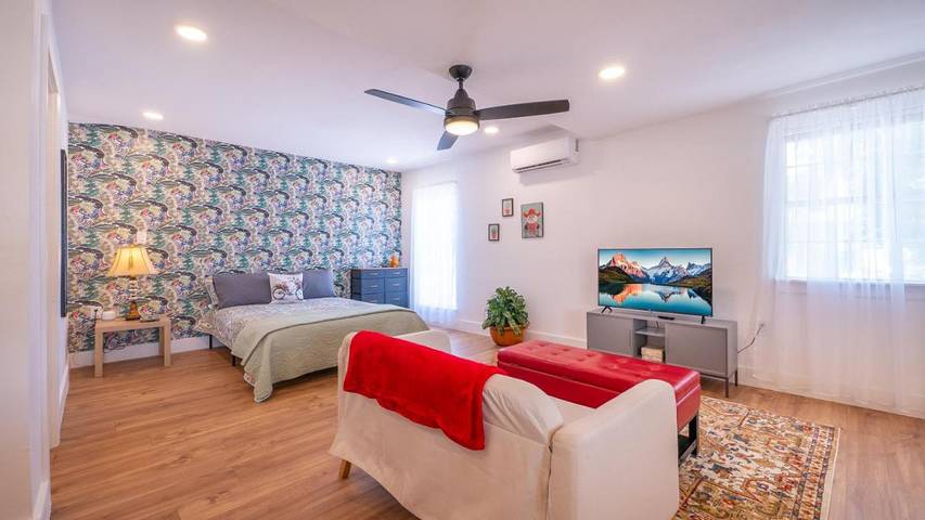 Apartamento para 2 personas, con terraza, Se admiten mascotas en San Antonio