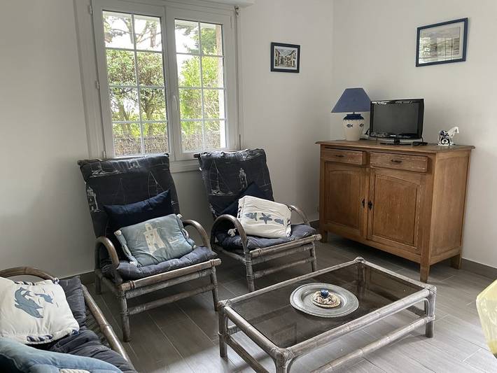 Gîte pour 6 personnes, avec jardin dans Plage Saint-Colomban - 3