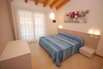 Vacation Rental for 6 Guests in Lignano Sabbiadoro, Udine Province, Picture 4