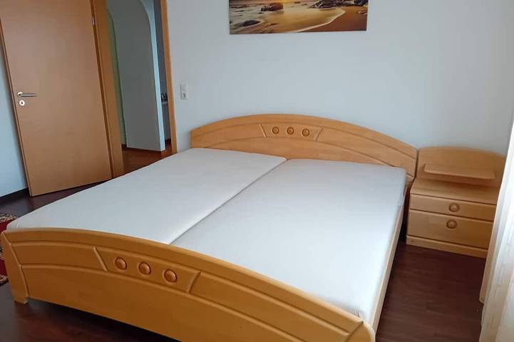 Ferienwohnung für 4 Personen, mit Balkon und Garten in Porta Westfalica - 2