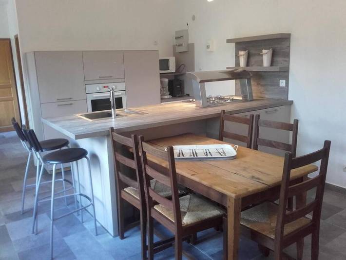 Location de vacances pour 6 personnes, avec jardin à Villainville