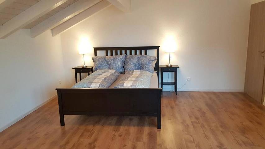 Gîte pour 16 personnes, avec vue sur le lac ainsi que terrasse et vue, animaux acceptés à Spiez - 4