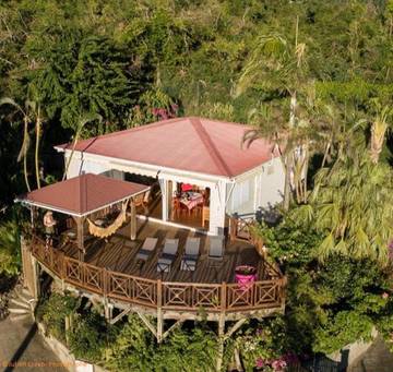 Gîte pour 4 personnes, avec terrasse et vue à Vieux-Fort