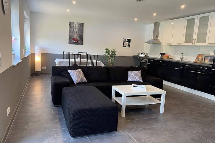 Ferienwohnung für 2 Personen, mit Terrasse und Garten - 1