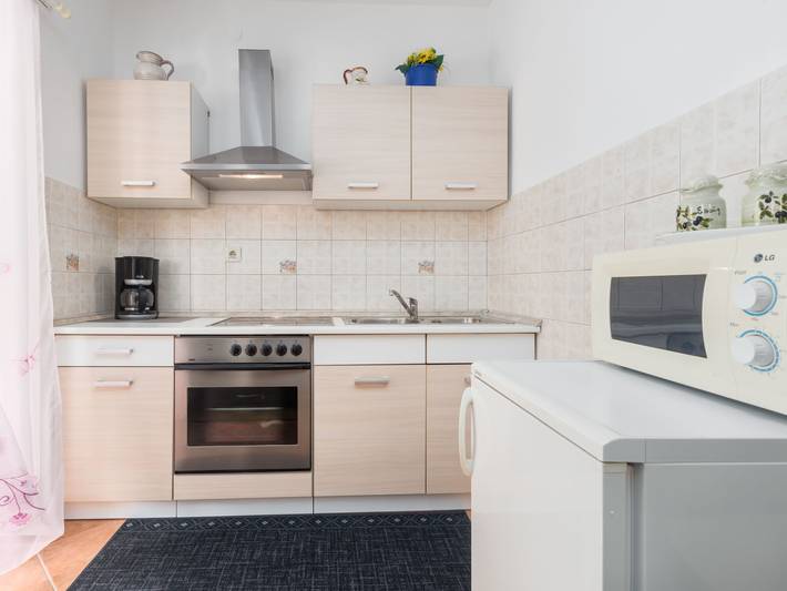 Ferienwohnung für 5 Personen, mit Garten und Terrasse in Kosinozici - 4