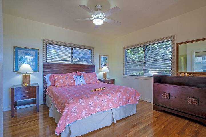 Vacation rental for 3 people, with balcony and yard in Kauai