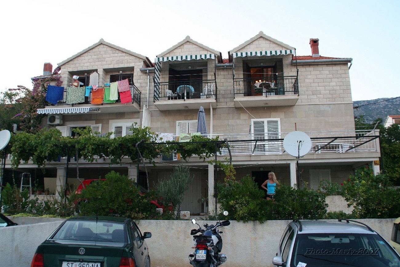 Entire apartment, One bedroom apartment with balcony and sea view Bol, Brač A-12980-a in Bol, Brac