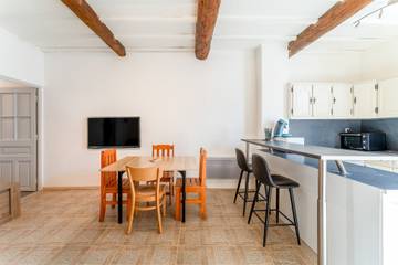 Appartement De Vacances pour 5 Personnes dans Nîmes, Région de Nîmes, Photo 4