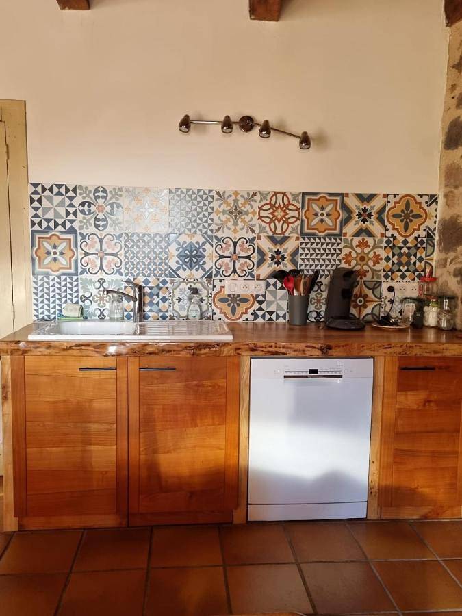Location de vacances pour 10 personnes, avec Terrasse et Vue à Saint-Chély-d'Aubrac - 4