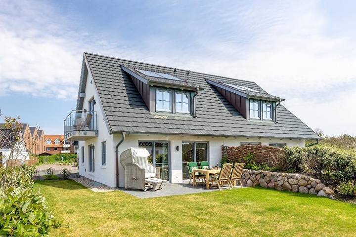 Ferienhaus für 6 Personen, mit Sauna und Balkon sowie Garten in Rantum - 3