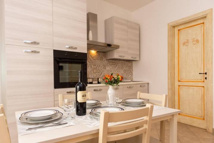 Maison d’hôte pour 4 personnes, avec vue et jardin dans Orosei - 2