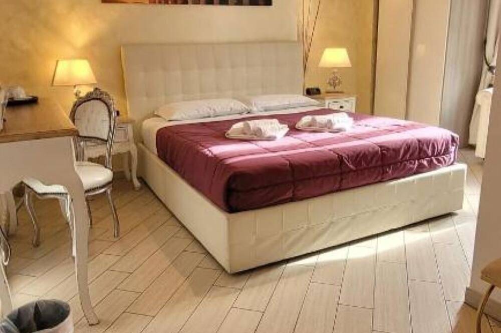 Ganze Wohnung, Rome Central Rooms ; Double Room with Private Bathroom in Rom, Rom Provinz