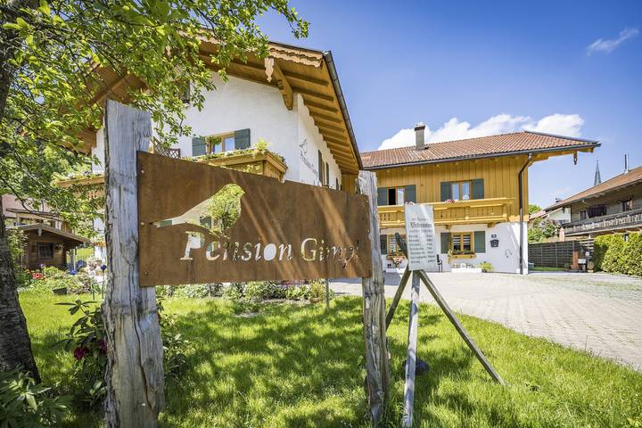 Pension für 3 Personen, mit Balkon und Terrasse sowie Garten in Siegsdorf - 2