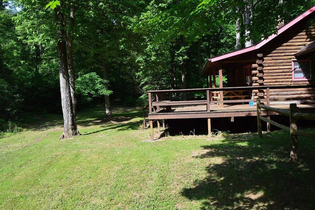 Riverfront! Whirlpool ! Privatgelände. Haustierfreundlich. Volles Personal in Seneca Rocks