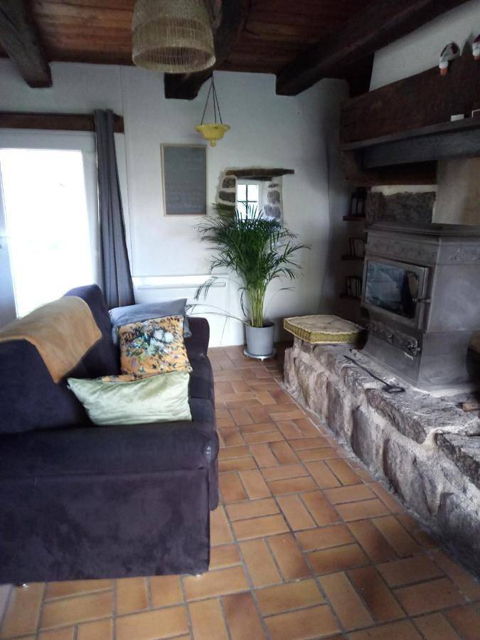 Location de vacances pour 2 personnes, avec jardin à Commana - 4
