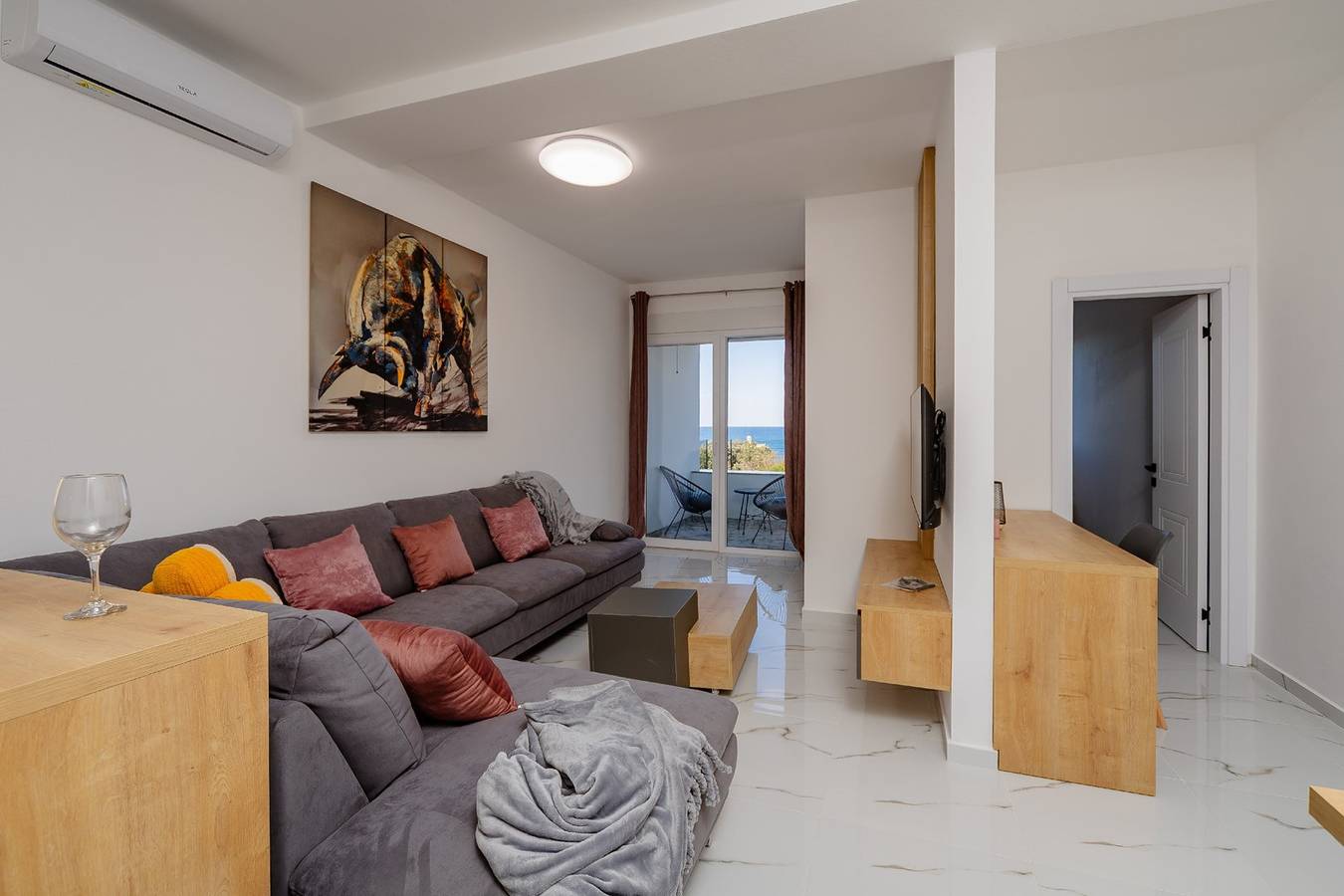 Ganze Wohnung, Deluxe Two Bedroom Apartments in Utjeha-Bušat, Montenegro