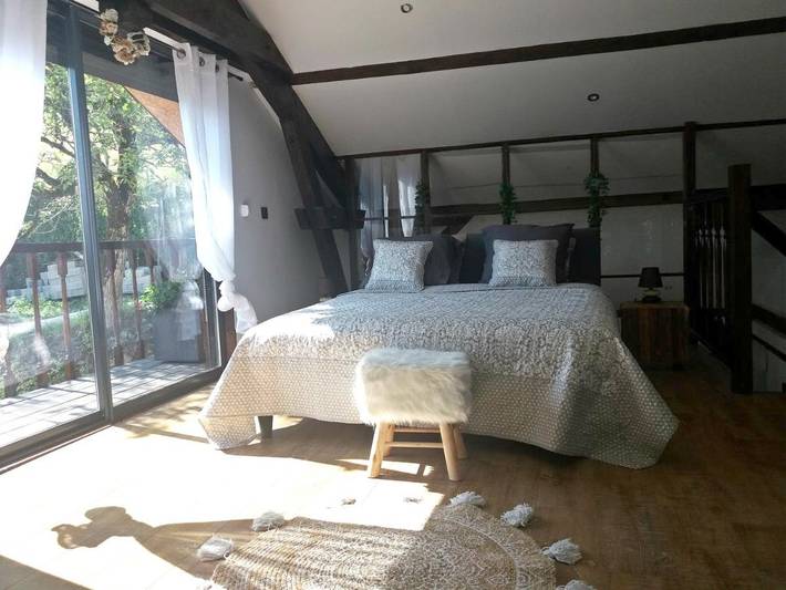 Location de vacances pour 7 personnes, avec vue et jardin à Domessin - 2