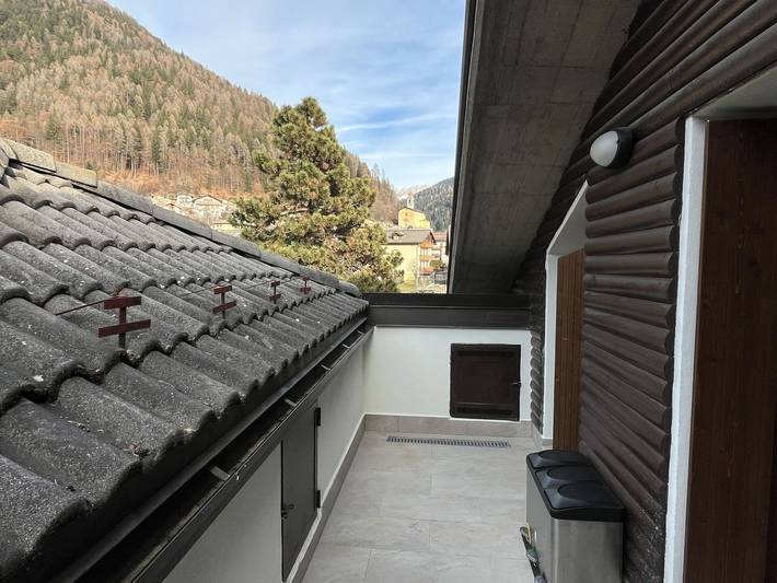 Gîte pour 4 personnes, avec jardin à Carisolo - 2