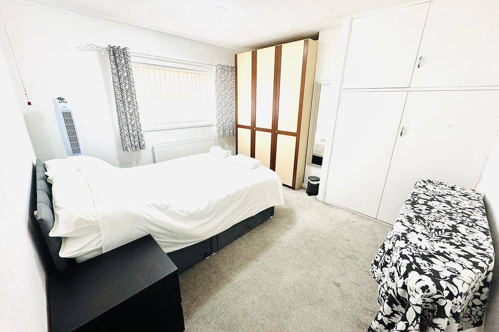 House in Llanrumney - 10mins from Cardiff City Centre in Cardiff, Cardiff region