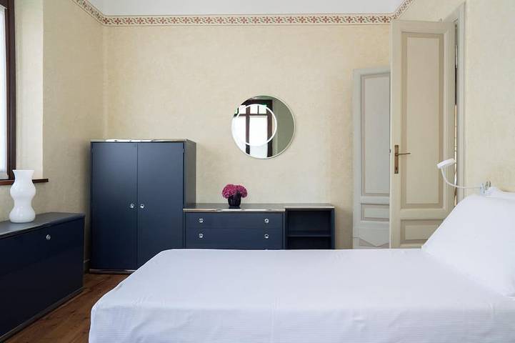 Villa Cecilia - luxurious and elegant liberty lakefront villa in Sulzano, Catena Bresciana Occidentale