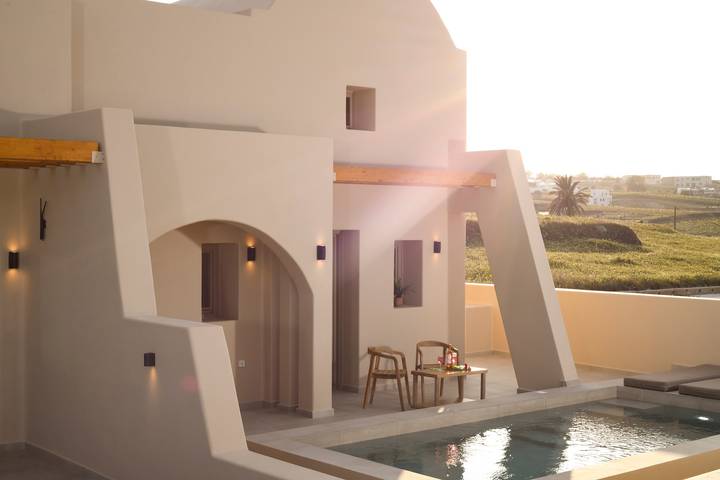 Villa pour 4 personnes, avec piscine et terrasse à Santorin