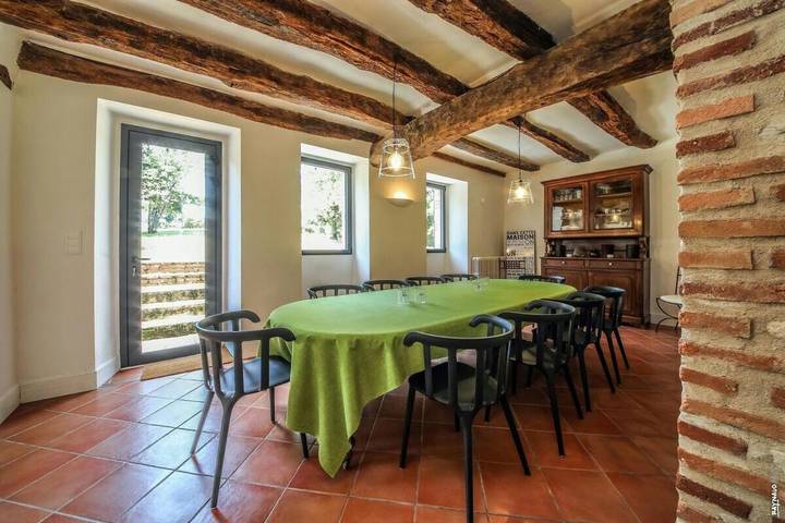 Location de vacances pour 14 personnes, avec jardin à Aussac - 3