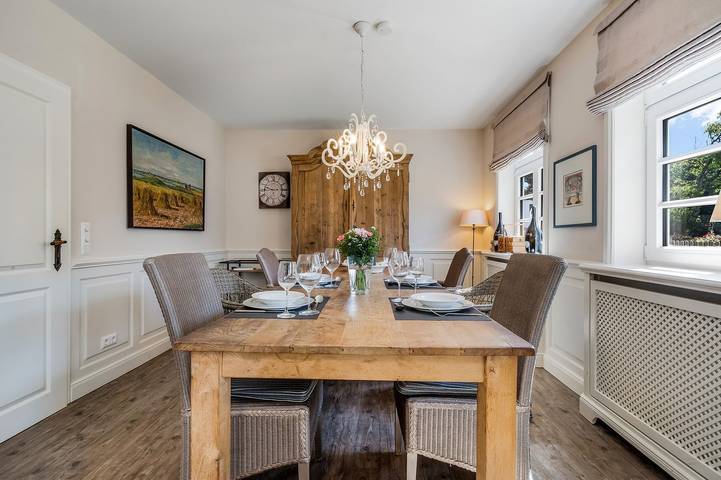Ganze Wohnung, Großzügige 3-Zimmerwohnung auf ca. 80 m² für bis zu 4 Personen in Westerland in Westerland, Sylt (Gemeinde)