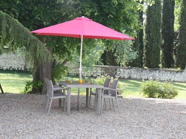 Location de vacances pour 5 personnes, avec jardin et terrasse à Beaumont-en-Véron - 4