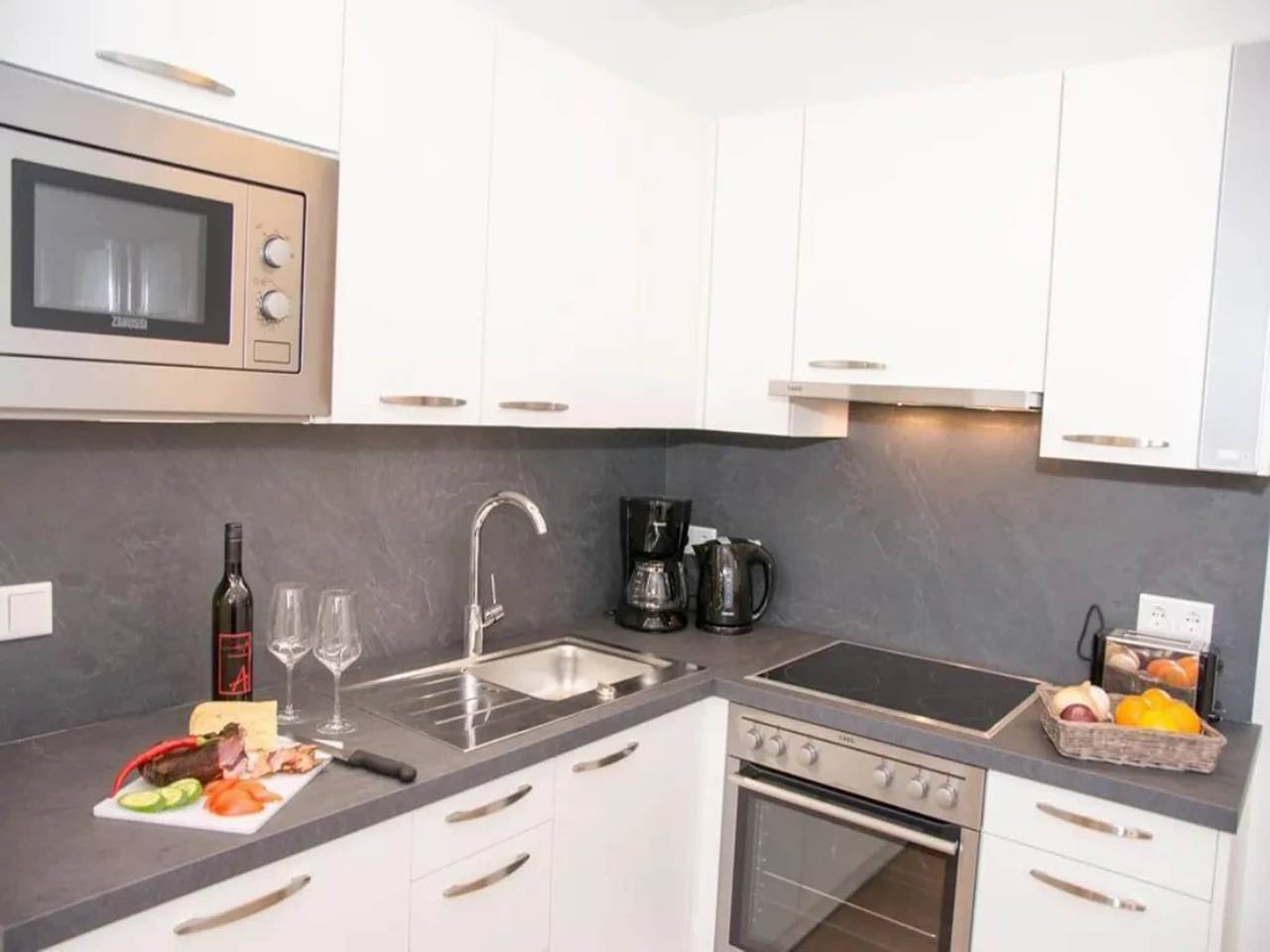 Ferienhaus mit Bergblick für 8 Personen mit Sauna in Neukirchen am Großvenediger, Pinzgau
