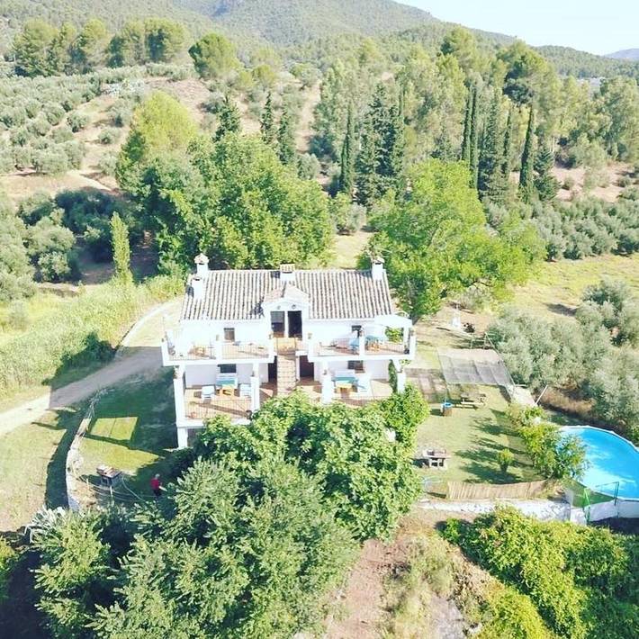 Gîte pour 4 personnes, avec terrasse et jardin ainsi que vue et piscine, animaux acceptés à Hornos - 3