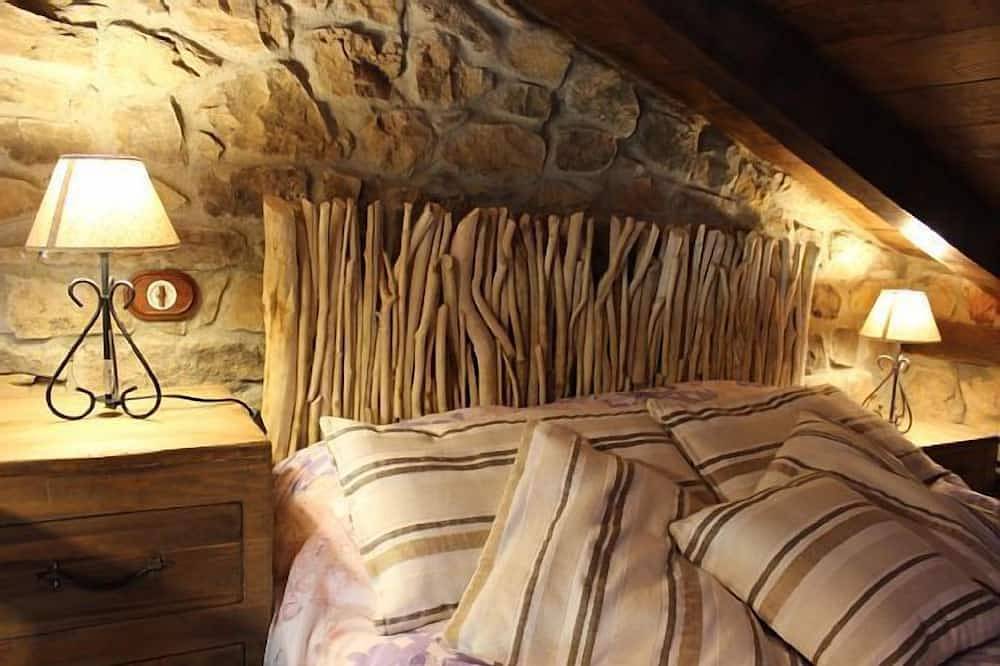 Cabin in the mountain (full rental) for 2/3 people. Pets allowed in Luena, Cordillera Cantábrica