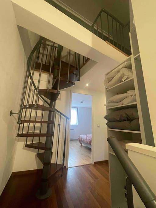 Appartement entier, Two-Bedroom Apartment in Champlan, Essonne