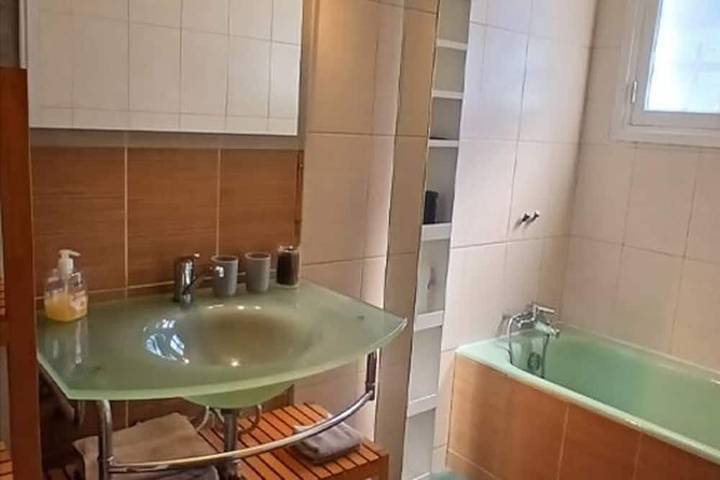 Gîte pour 5 personnes, avec Balcon ainsi que Jardin et Piscine à Saint-Martin-du-Var - 4