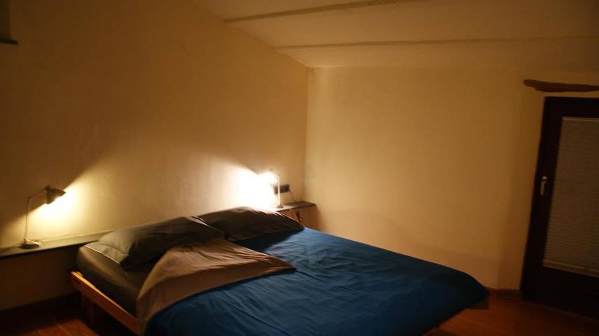 Casa rural para 4 personas, con jardín además de vistas y piscina, Familias con niños en Ripollès - 4