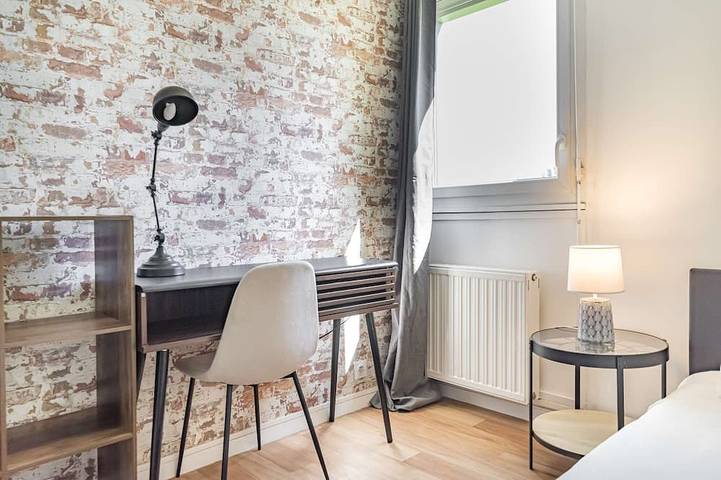 Apartamento entero, Chambre avec lit 2 personnes in Angers, Angers region