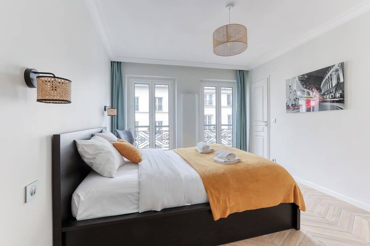 Apartamento entero, New & Design 2 bdrs Flat - Prime Location of Paris in Distrito 3, París