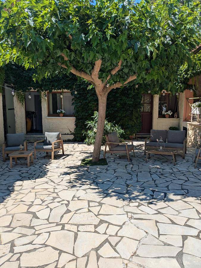 Gîte pour 4 personnes, avec Terrasse et Jardin à Capestang - 4
