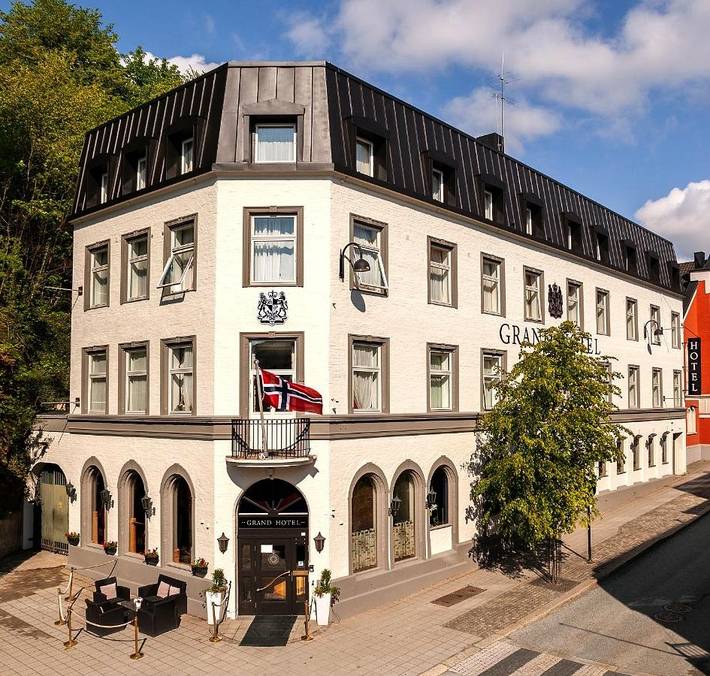 Hotel for 4 personer, dyr tillatt i Arendal 