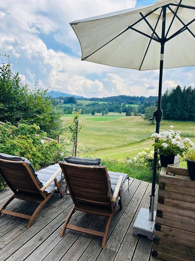 Ferienhaus für 4 Personen, mit Terrasse und Garten sowie Ausblick in Bad Bayersoien