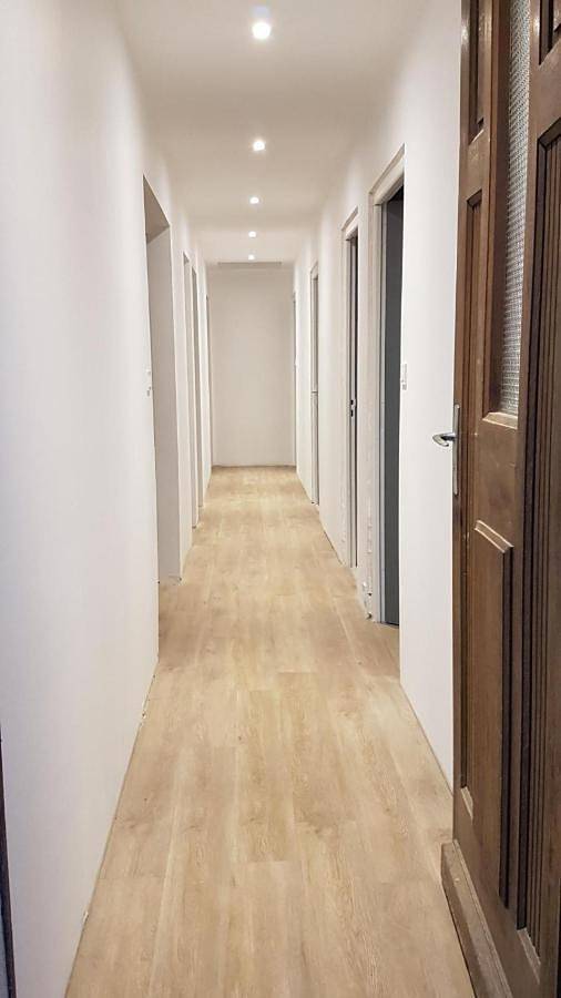 Location de vacances pour 7 personnes, avec piscine ainsi que balcon et vue à Saint-Hilaire - 3