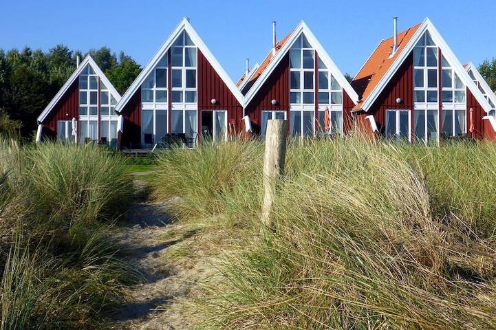 Ferienhaus für 4 Personen, mit Terrasse und Whirlpool sowie Garten und Sauna in der Mecklenburger Bucht