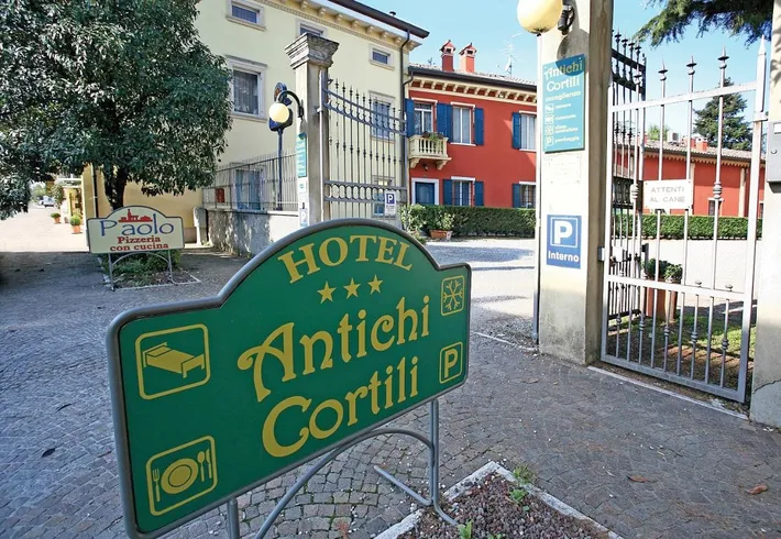 Hotel for 1 people - 1