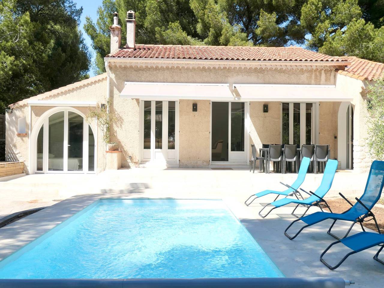 Maison De Vacances pour 8 Personnes dans Carry-le-Rouet, Région d'Istres