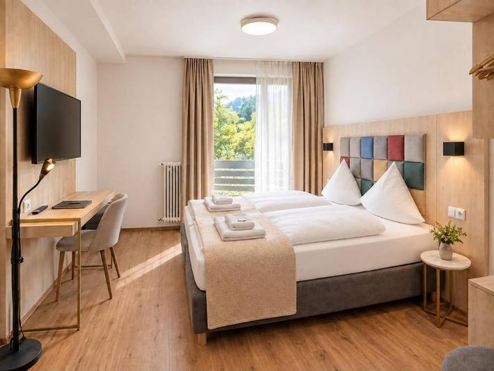 Hotel voor 2 personen, with Balkon and Terras as well as Tuin and Sauna in Bad Bergzabern
