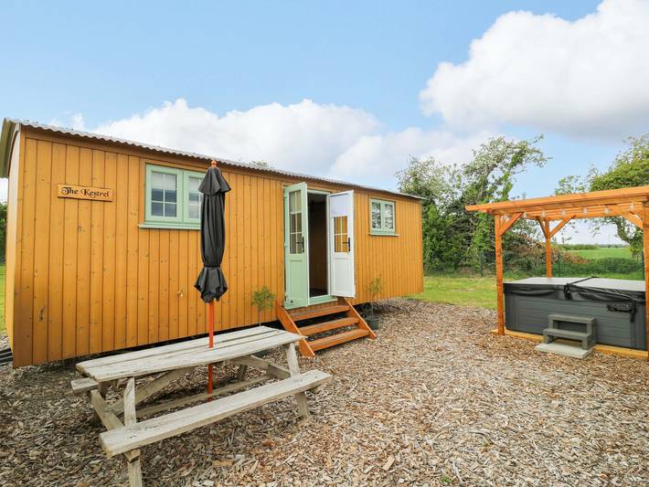 Lodge pour 4 personnes, avec jardin, animaux acceptés - 1